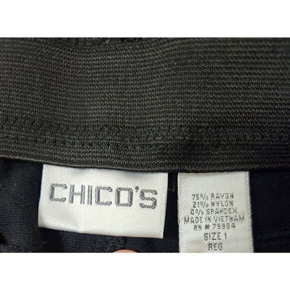 Chico's size 1 black 5 pocket stretch pants. Measures approx 32 waist, 31 inseam - Picture 3 of 8